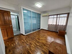 Blk 578 Hougang Avenue 4 (Hougang), HDB Executive #566558921